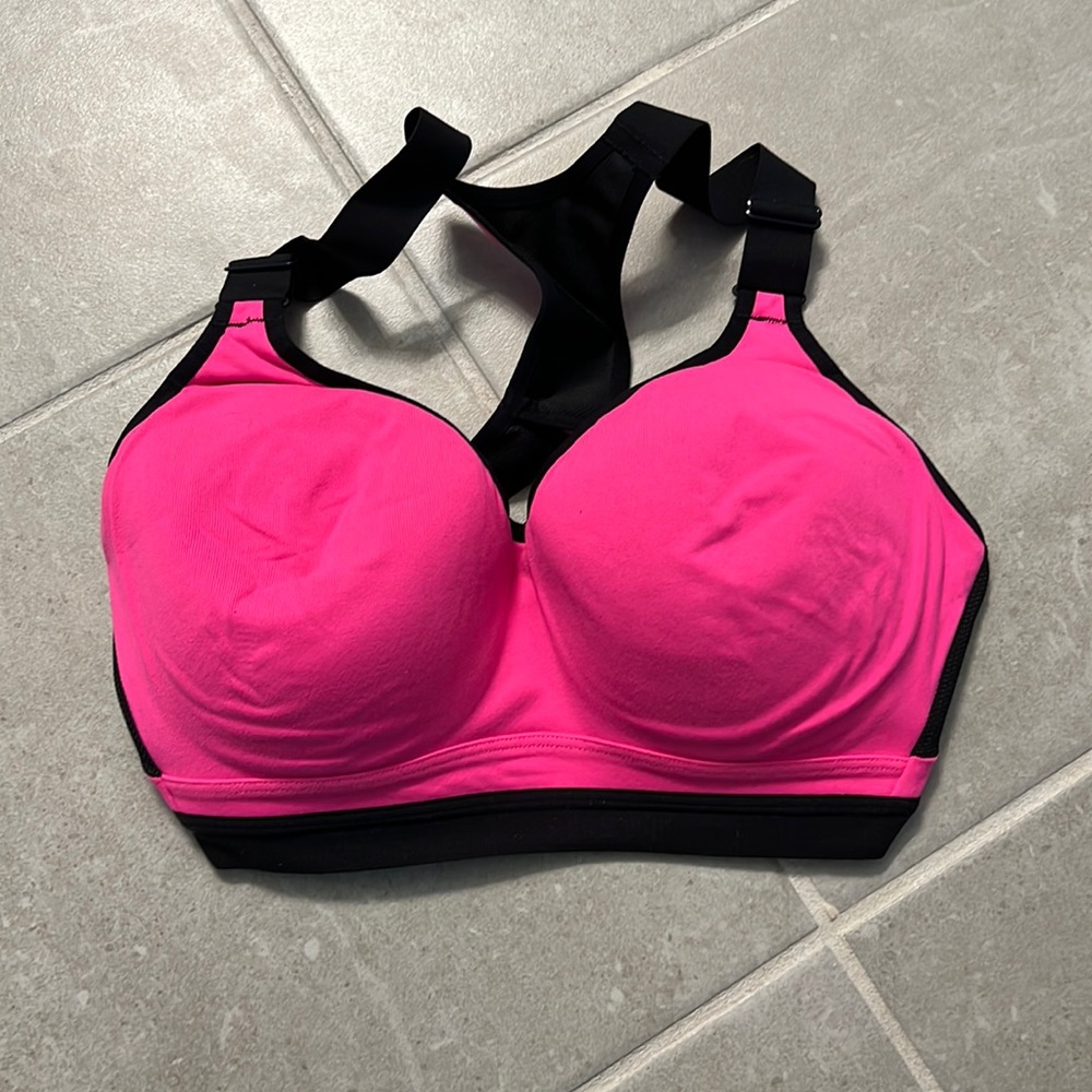 Victoria’s Secret sport bra
